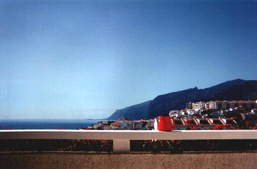 Relaxing in the Playa De L'Arena Hotel, Tenerife